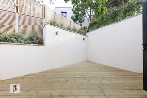 Photo 14- click for photo gallery